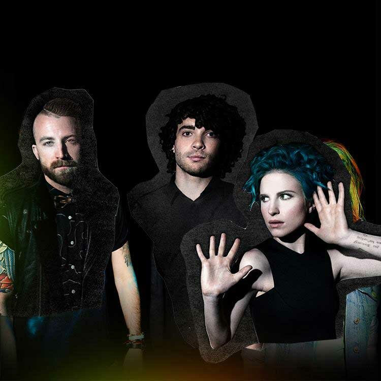 Paramore-Deluxe